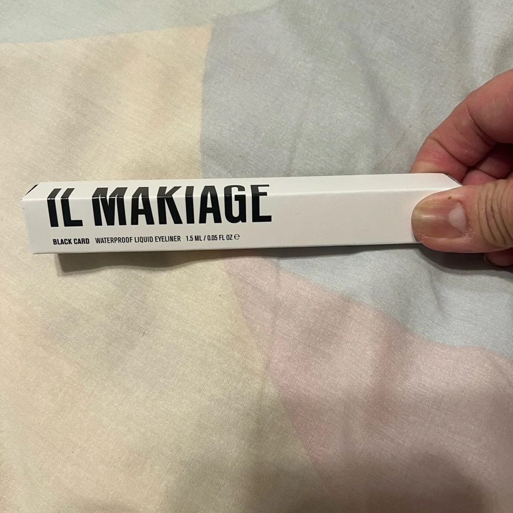 IL MAKIAGE Black Card Waterproof Liquid Eyeliner